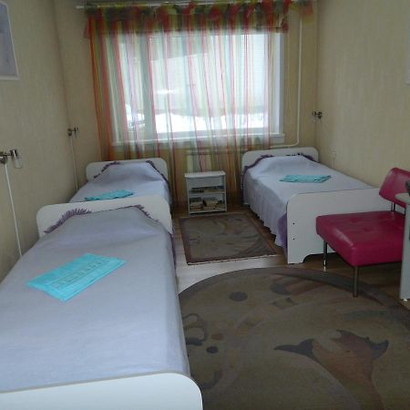 בראטסק Mini Hotel Galant On Deputatskaya 5 מראה חיצוני תמונה